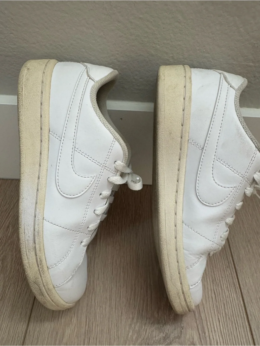 Nike court royale Women's White Low-Top Leather Sneakers